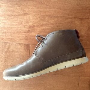 UGG Men’s 13 Chukka Boots ENERG lace up leather ankle Treadlite casual preppy